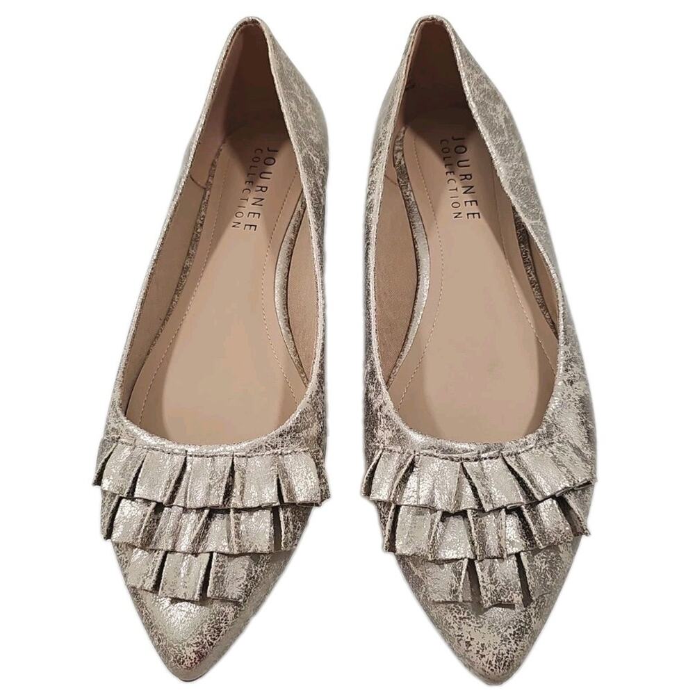 Journee Collection ~Woman Size 12M~ Judy Ruffled Ballet Flats Old Gold NWOB. - Picture 12 of 14